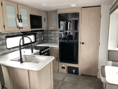 2024 Wildwood 27RKX - Image 6