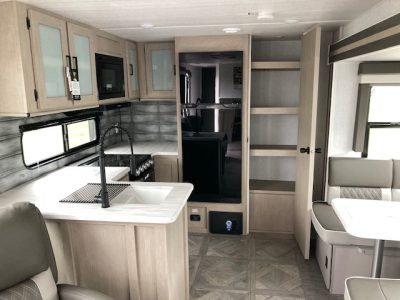 2024 Wildwood 27RKX - Image 9