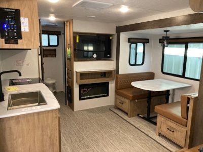 2025 Coachmen Freedom Express 252RBS (Sold!) - Image 6