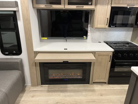 2026 Rockwood Signature 8339FK | Exit 1 RV - Fair Haven, VT