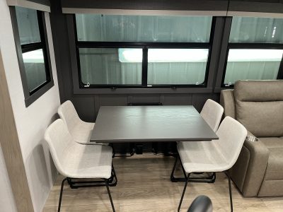 2026 Rockwood Signature Fifth Wheel 401SFB - Image 14