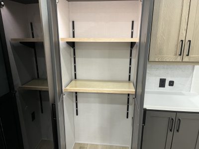 2026 Rockwood Signature Fifth Wheel 401SFB - Image 26