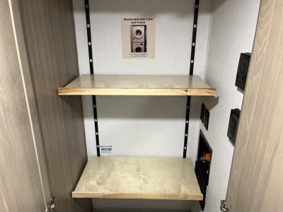 2026 Rockwood Signature Fifth Wheel 401SFB - Image 38
