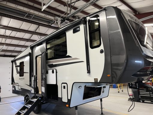 2026 Rockwood Signature Fifth Wheel 290SFK (Sold!)