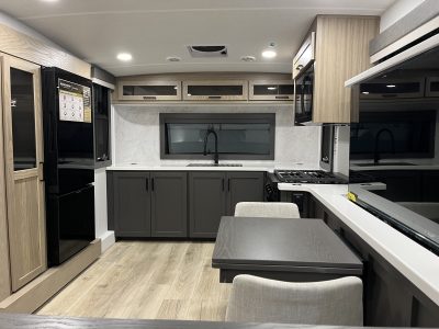 2026 Rockwood Signature Fifth Wheel 290SFK (Sold!) - Image 16