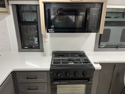 2026 Rockwood Signature Fifth Wheel 290SFK (Sold!) - Image 24