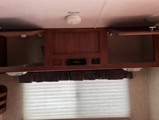 2013 Travel Lite Truck Camper 890RX (Consignment) (Price Drop!!!)
