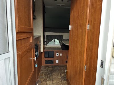 2013 Travel Lite Truck Camper 890RX (Consignment) (Price Drop!!!) - Image 3